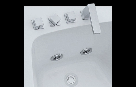 Armatur i Vision indespa set ovenfra. Fra SPA Kompaniet.