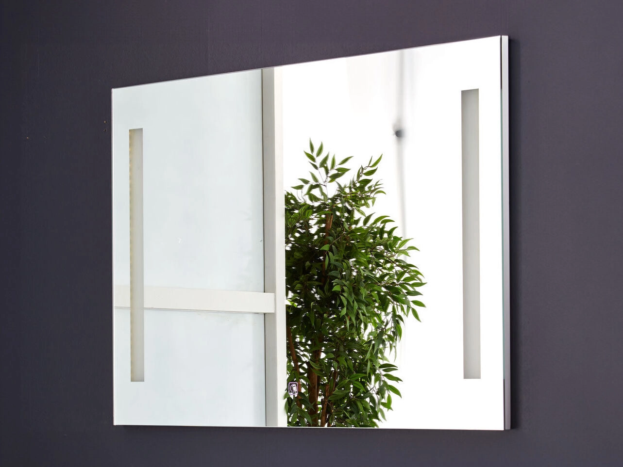 5439 Slimline antidug spejl med led lys 100x70 cm. Fra SPA Kompaniet.